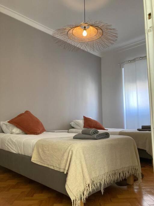 Apartamento Bem Localizado Para Familias & Amigos Lejlighed Lisboa Eksteriør billede