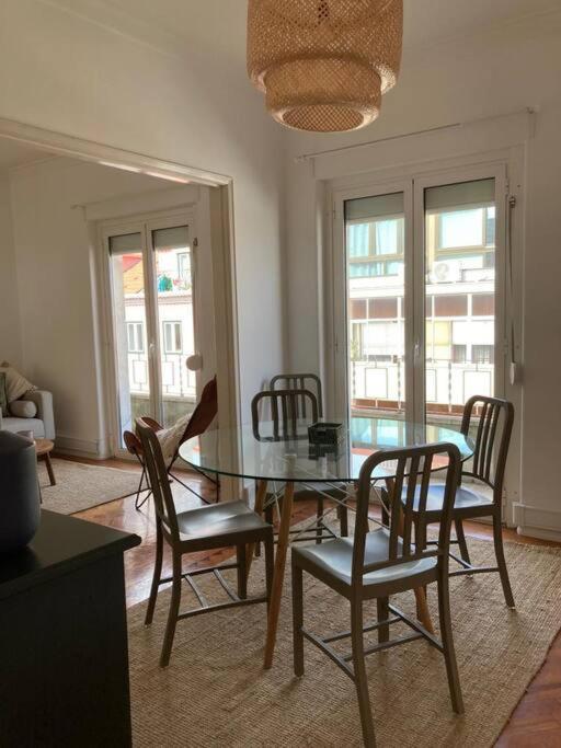Apartamento Bem Localizado Para Familias & Amigos Lejlighed Lisboa Eksteriør billede