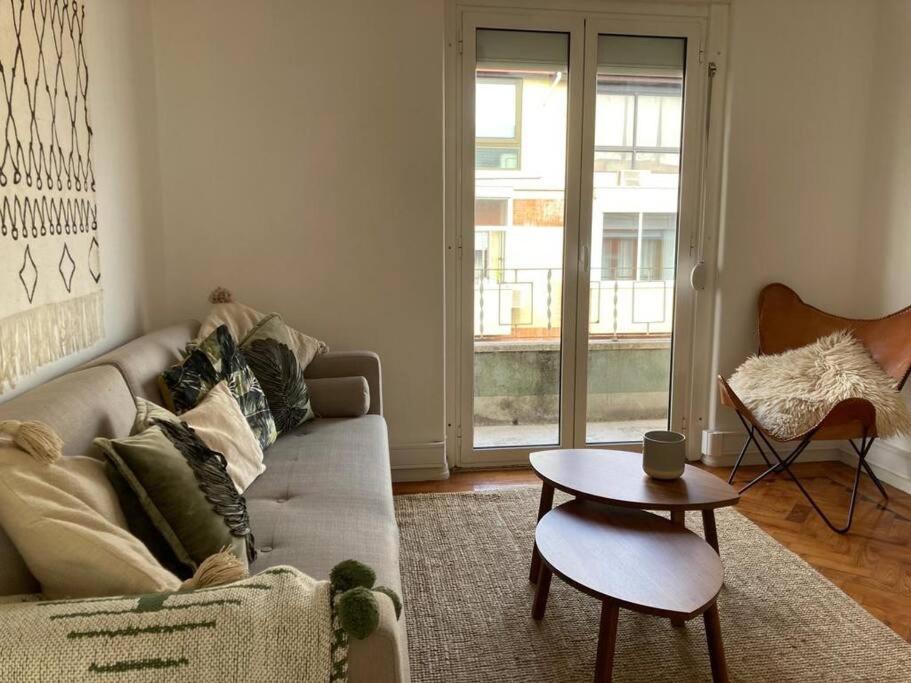 Apartamento Bem Localizado Para Familias & Amigos Lejlighed Lisboa Eksteriør billede