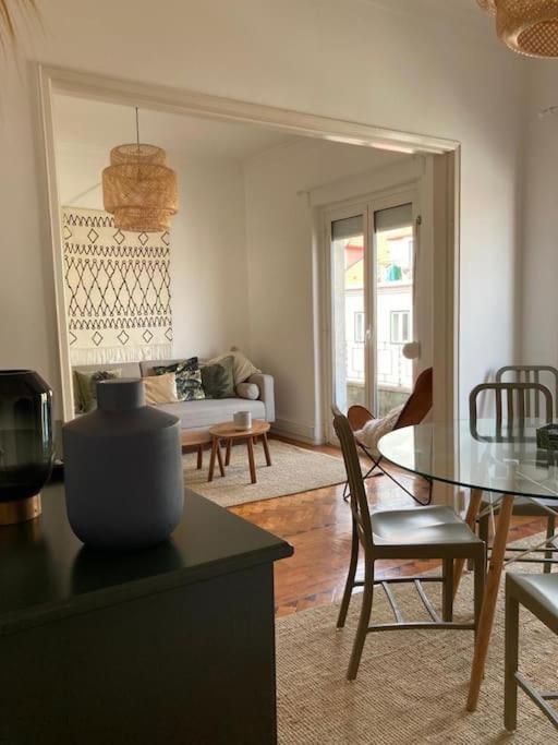 Apartamento Bem Localizado Para Familias & Amigos Lejlighed Lisboa Eksteriør billede