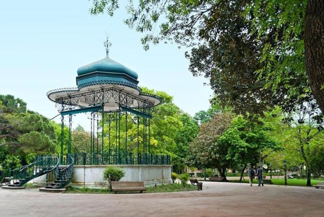 Apartamento Bem Localizado Para Familias & Amigos Lejlighed Lisboa Eksteriør billede